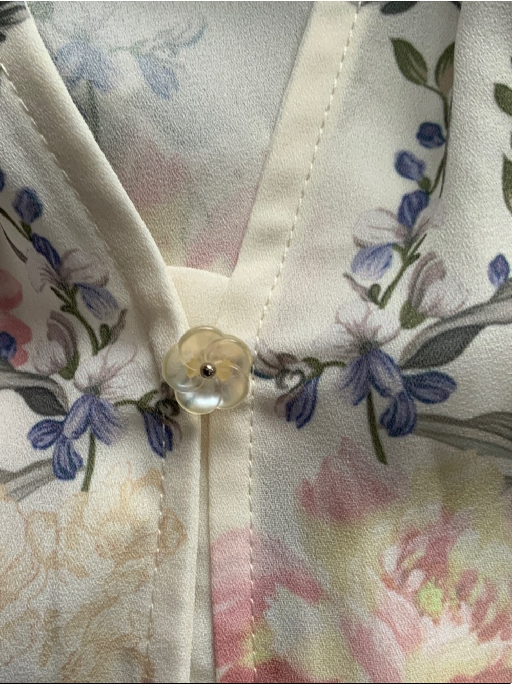 Maison d’Amélie Cream Floral Short-Sleeve Ruffle-Neck Blouse S - Picture 5 of 7